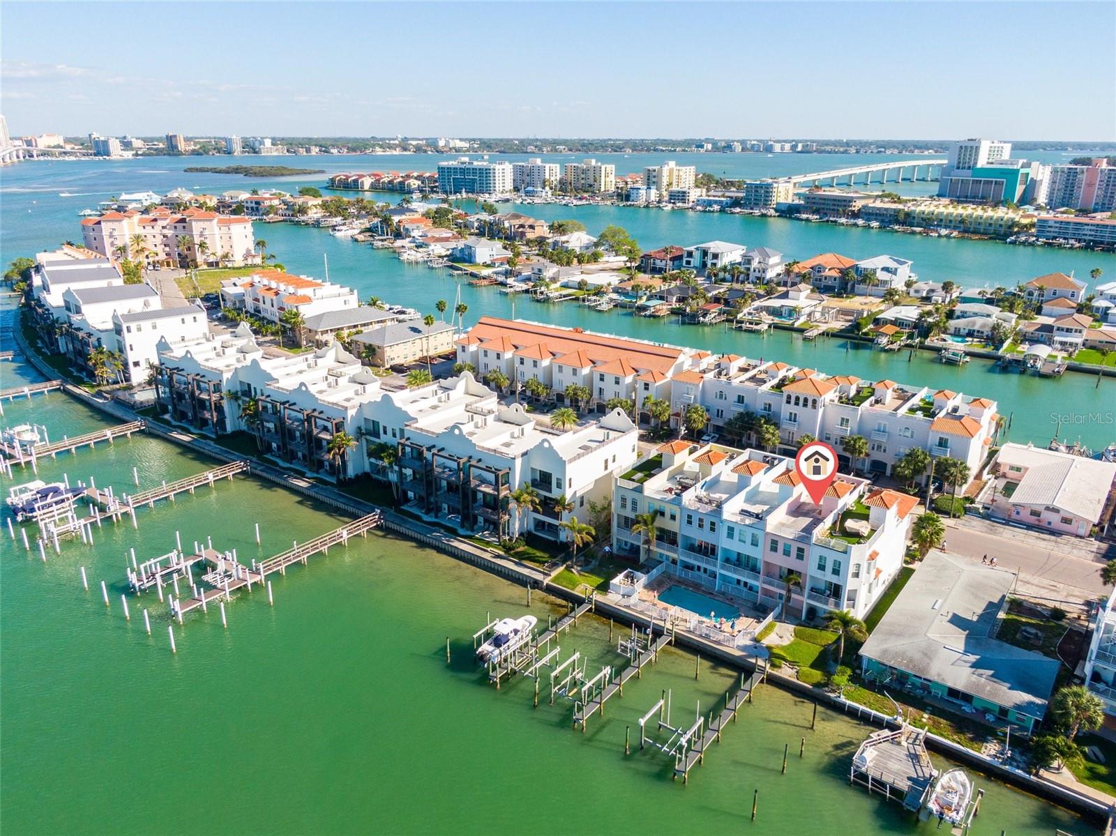 HARBORSIDE TWNHMS - Residential