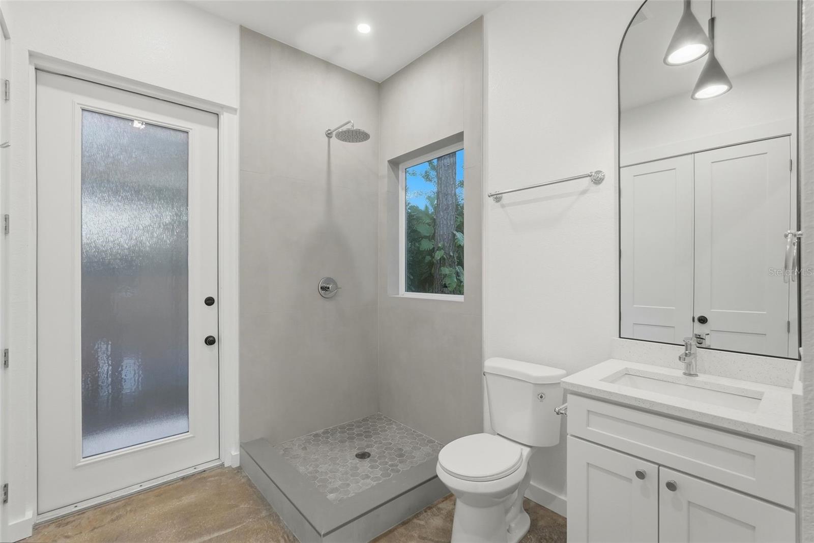 4631 QUEENSBORO AVENUE S