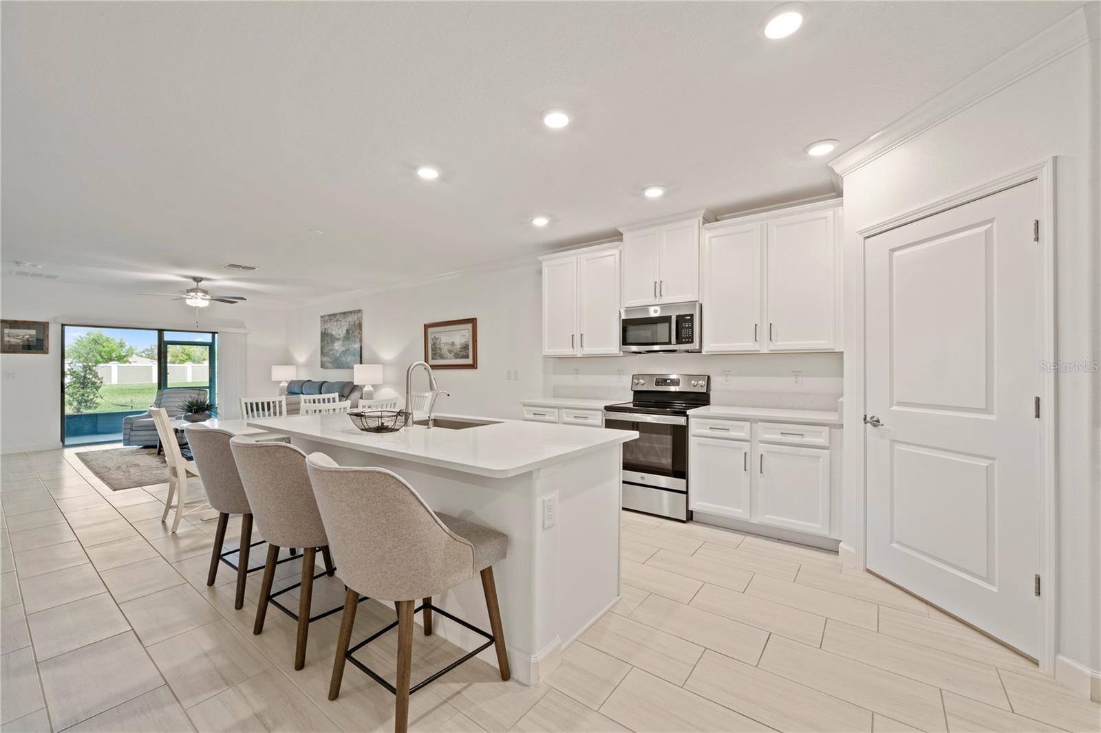 MIRADA ACTIVE ADULT - Residential