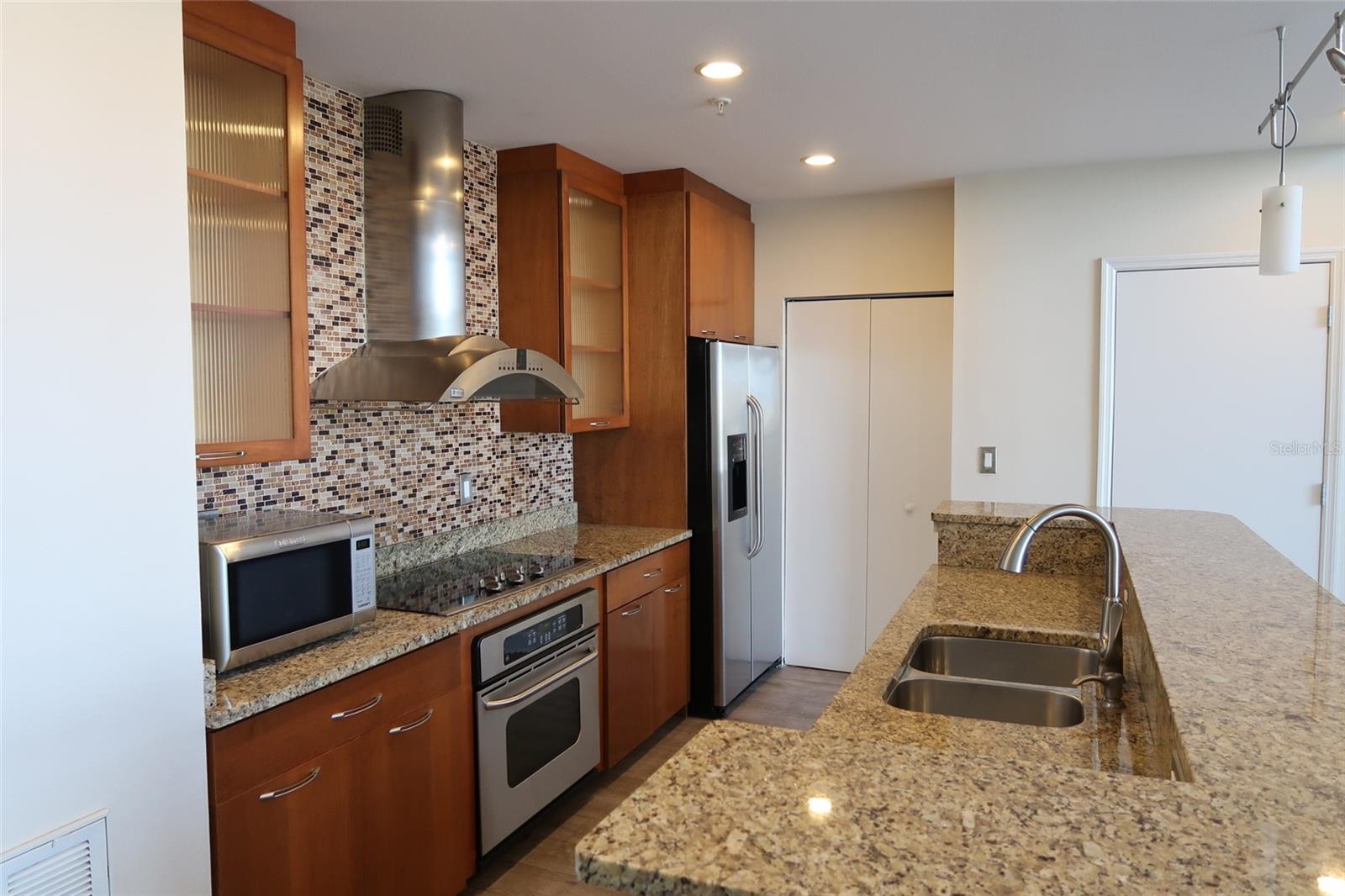 1000 CHANNELSIDE A CONDO - Residential Lease