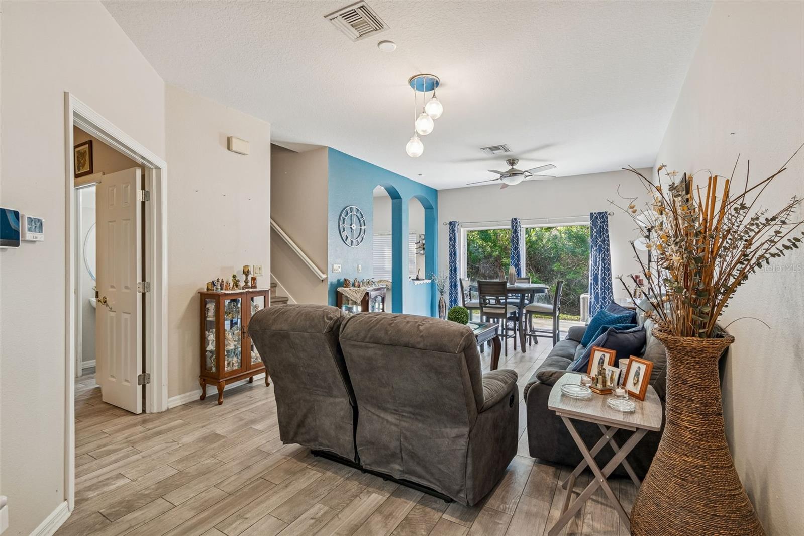 CASA BLANCA - Residential