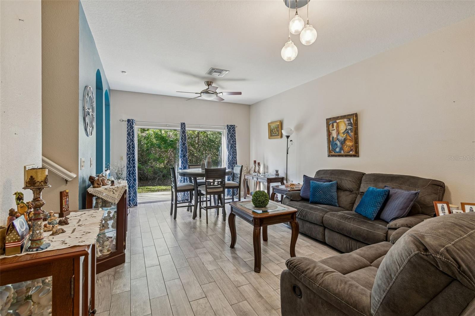 CASA BLANCA - Residential