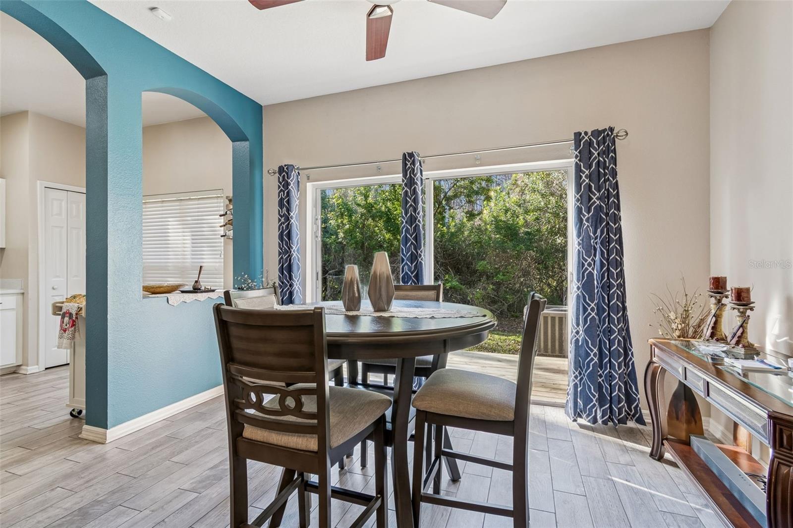 CASA BLANCA - Residential