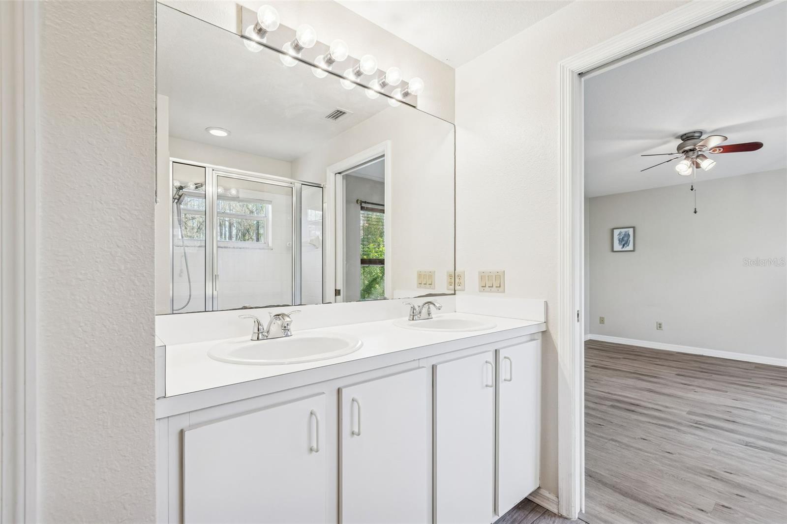 CASA BLANCA - Residential