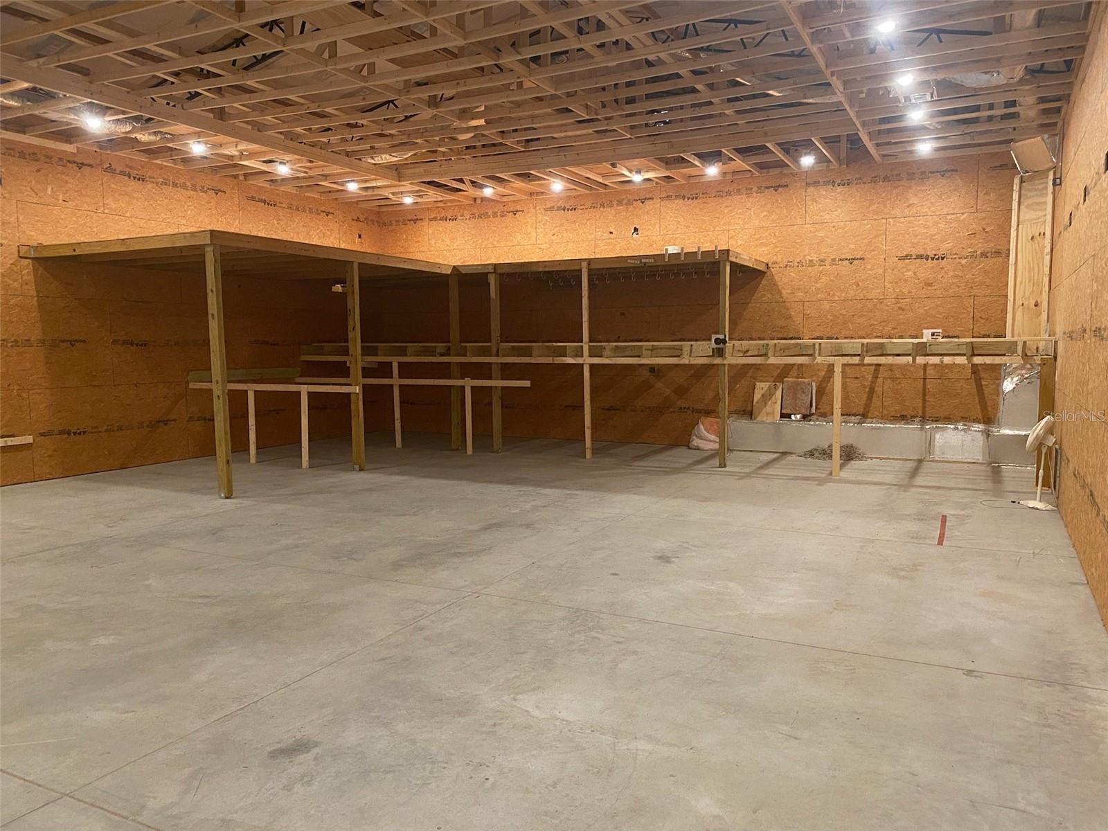 PIERSON AREA - Residential