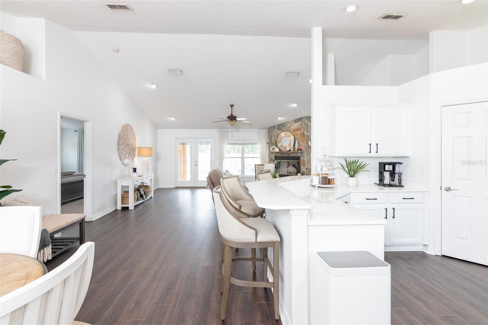 PIERSON AREA - Residential