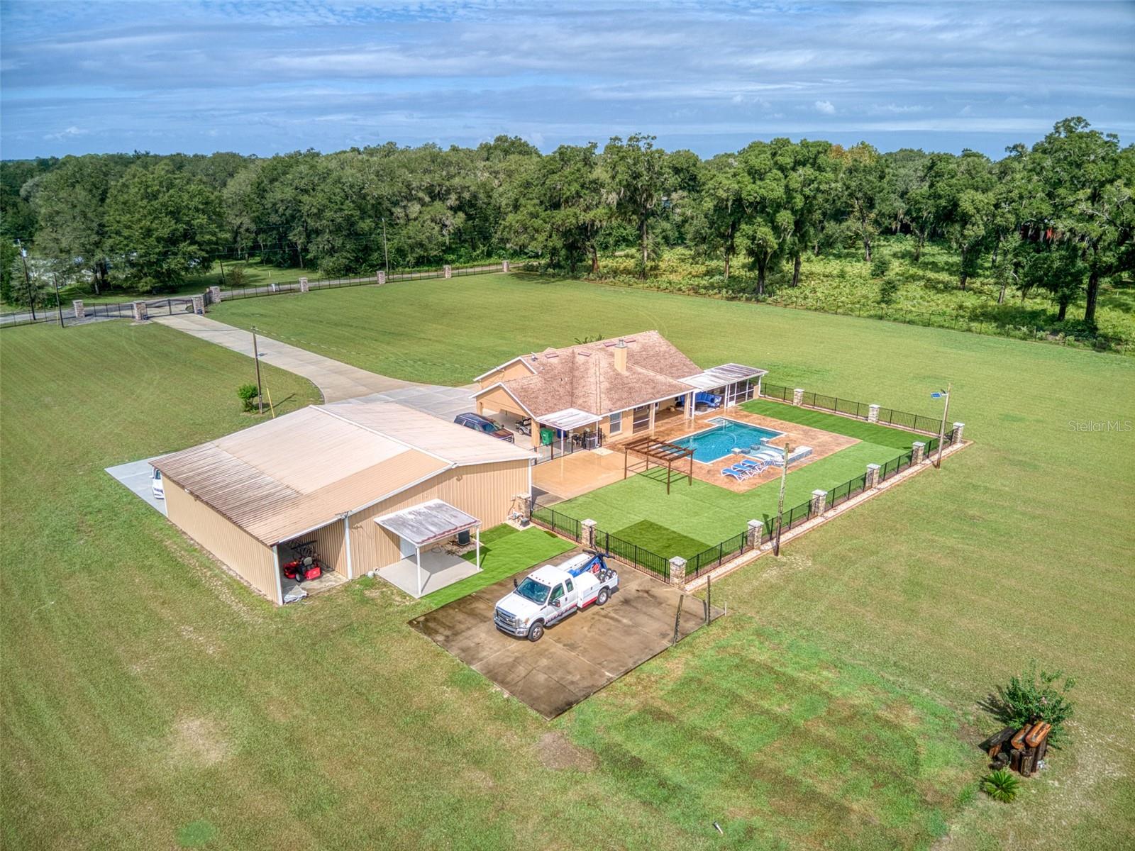 PIERSON AREA - Residential