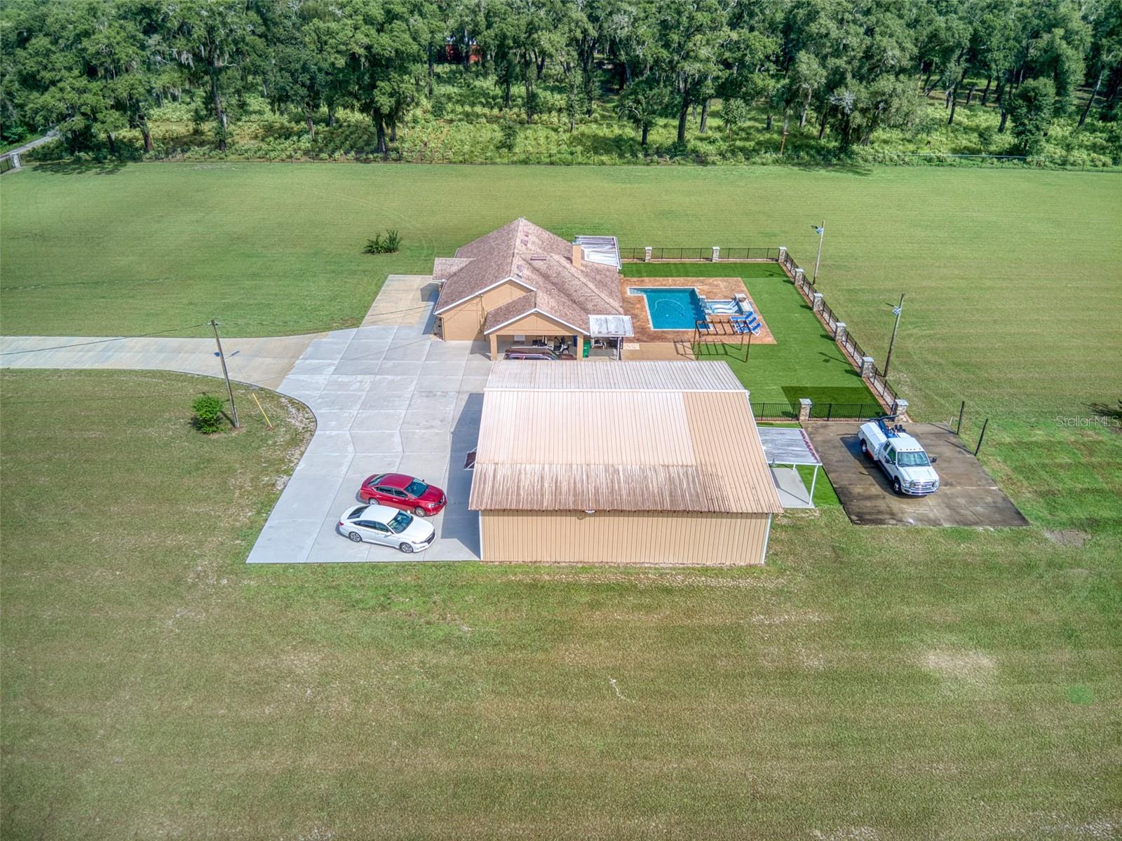 PIERSON AREA - Residential