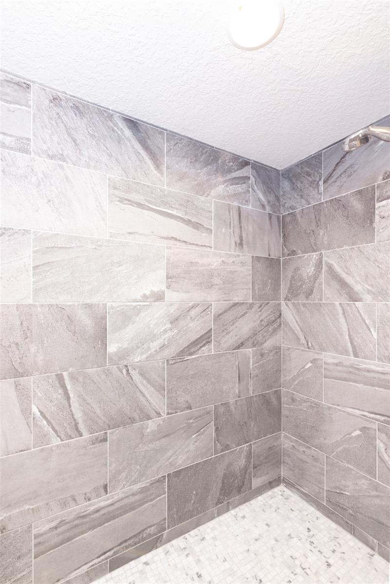 PIERSON AREA - Residential