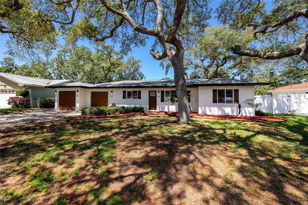 Photo of 12240 143rd Street, Largo, FL 33774 (MLS # TB8509074)