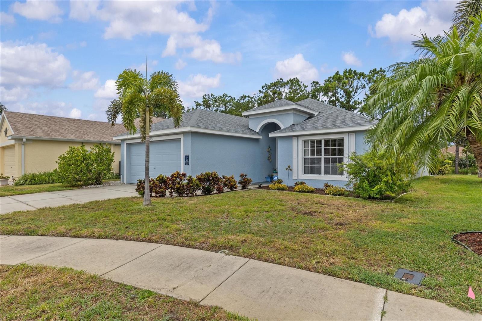 2725 DOLPHIN WATCH COURT