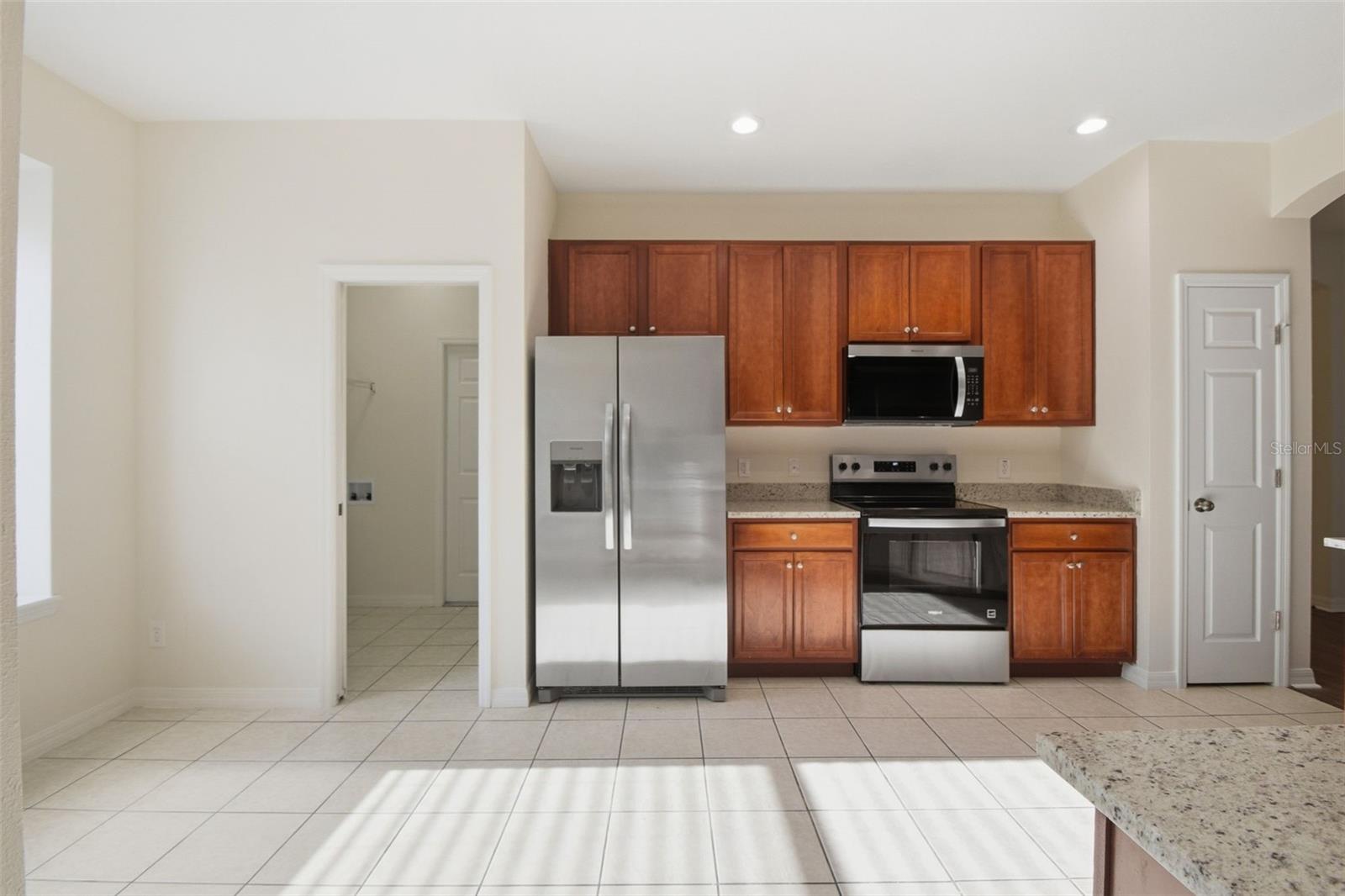 SOUTHERN OAKS GROVE - Residential