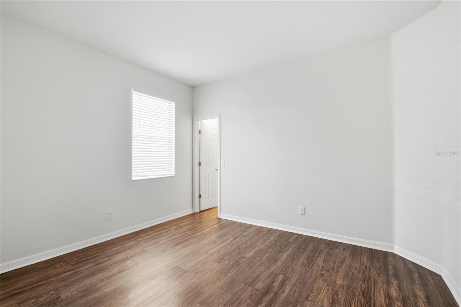 SOUTHERN OAKS GROVE - Residential