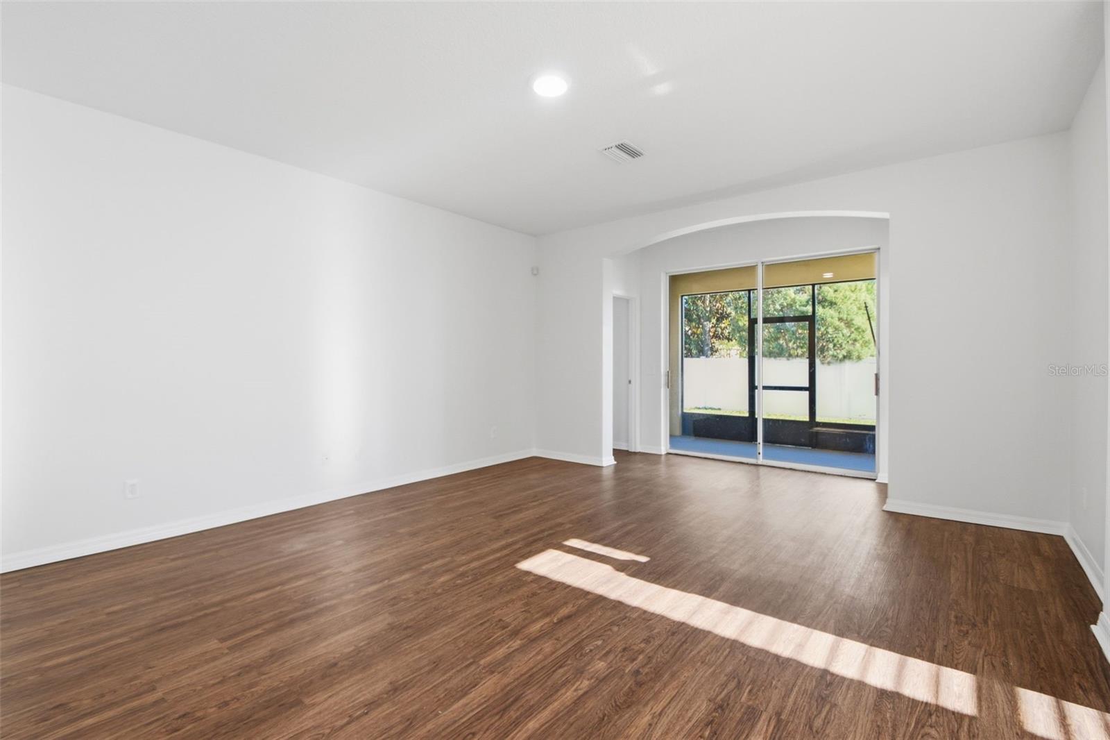 SOUTHERN OAKS GROVE - Residential