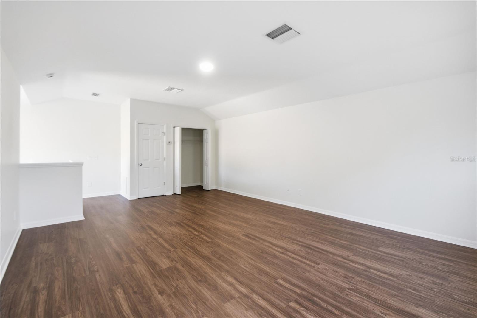 SOUTHERN OAKS GROVE - Residential