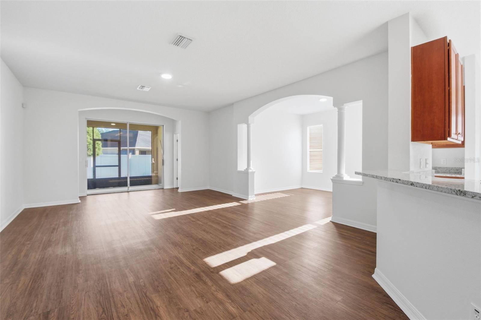 SOUTHERN OAKS GROVE - Residential