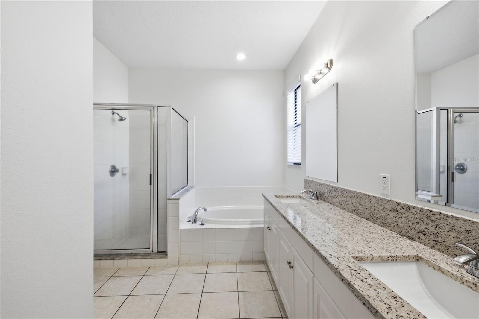 SOUTHERN OAKS GROVE - Residential