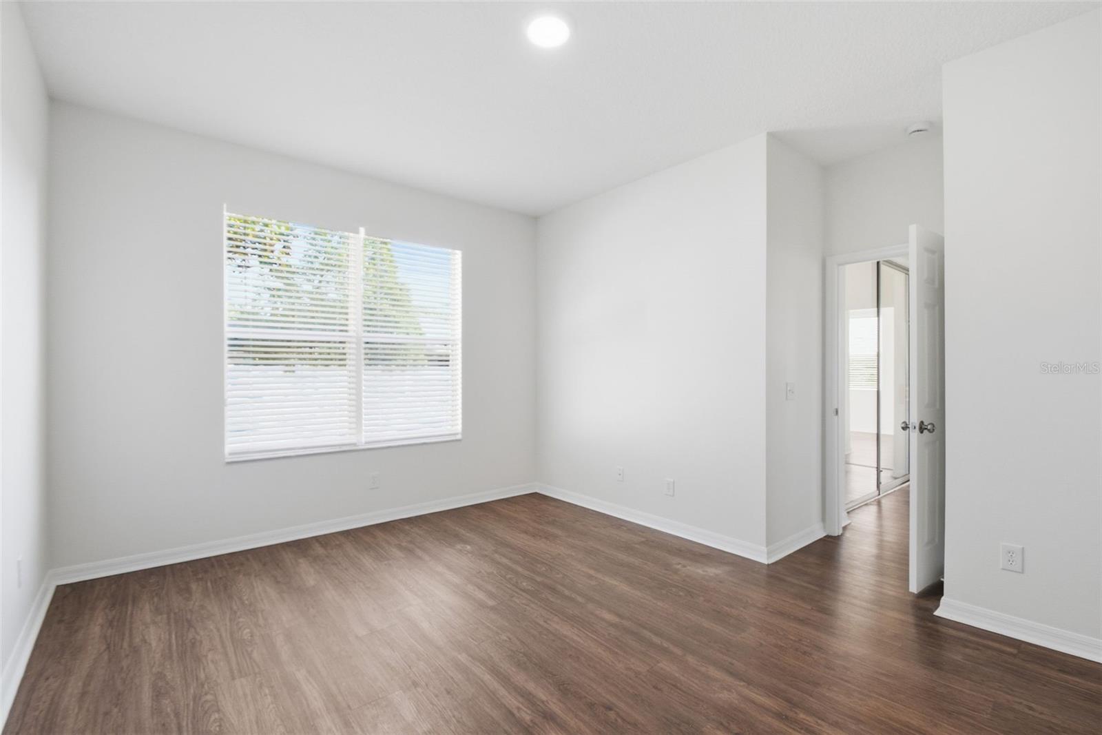 SOUTHERN OAKS GROVE - Residential