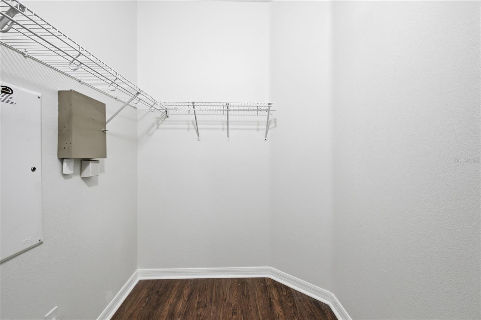 SOUTHERN OAKS GROVE - Residential