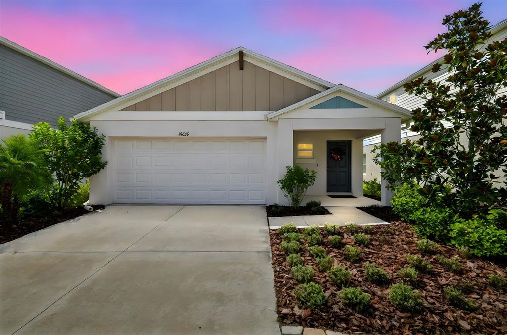 Photo of 14629 Brumby Ridge Avenue, Lithia, FL 33547 (MLS # TB8429006)