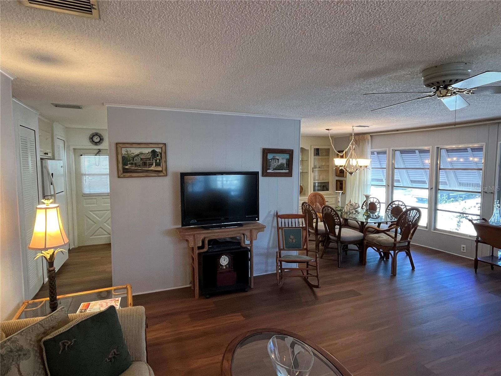 VENICE ISLE - Residential