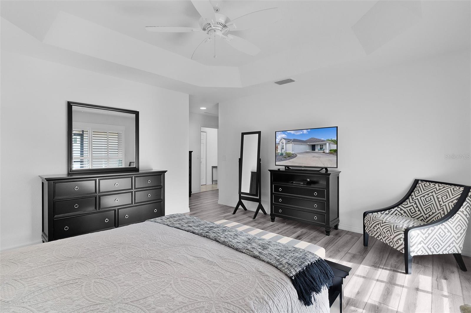 VILLAGES/MARION PHILLIPS VILLA - Residential