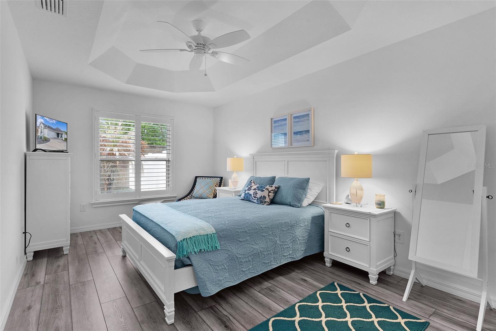 VILLAGES/MARION PHILLIPS VILLA - Residential