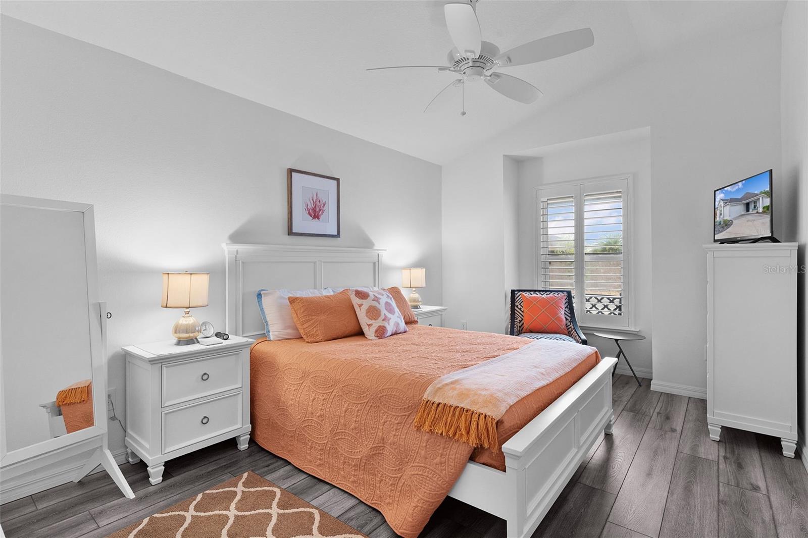 VILLAGES/MARION PHILLIPS VILLA - Residential