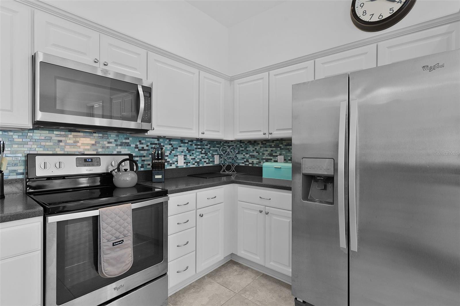 VILLAGES/MARION PHILLIPS VILLA - Residential