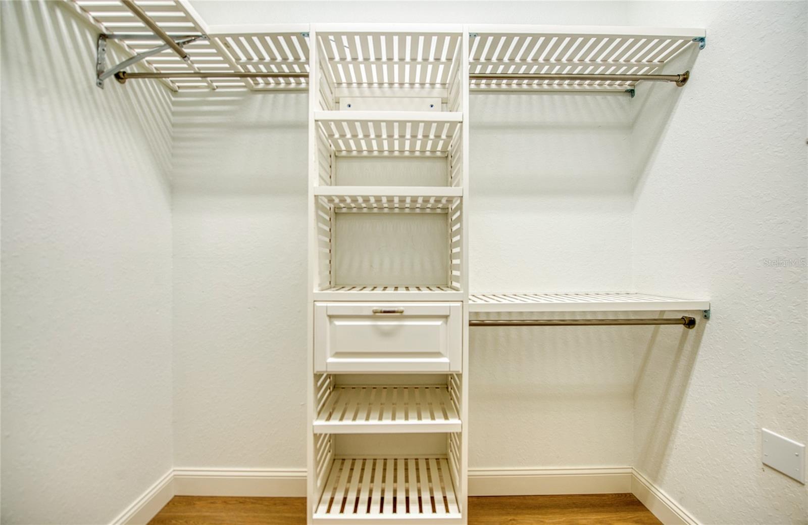 OAKHURST RUN SUB - Residential