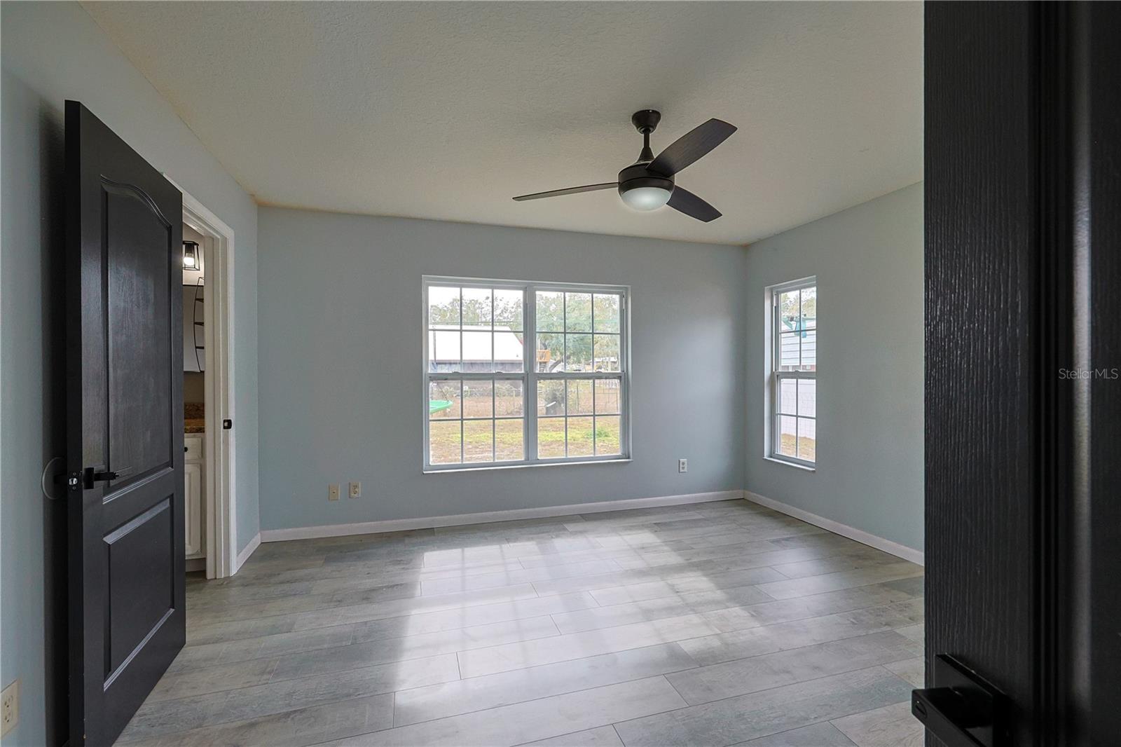 HOLLY BROOK - Residential