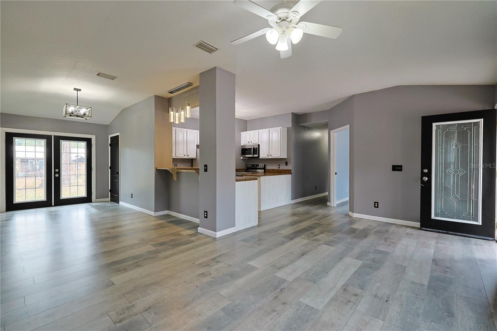 HOLLY BROOK - Residential