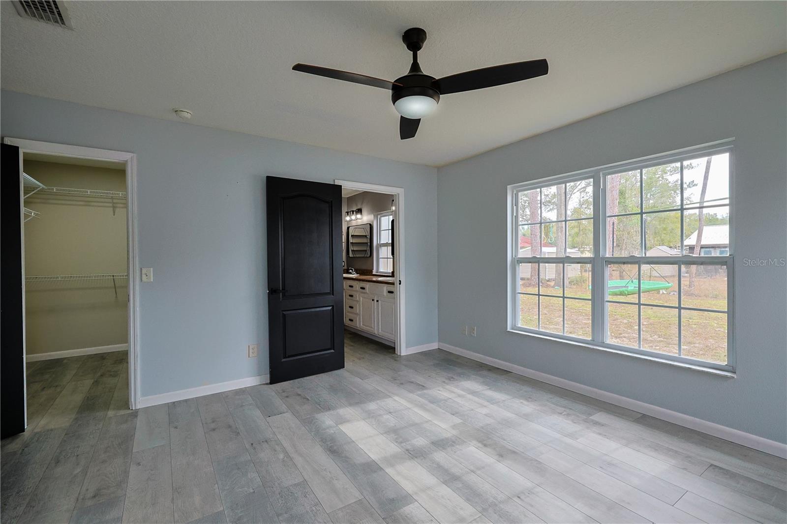 HOLLY BROOK - Residential