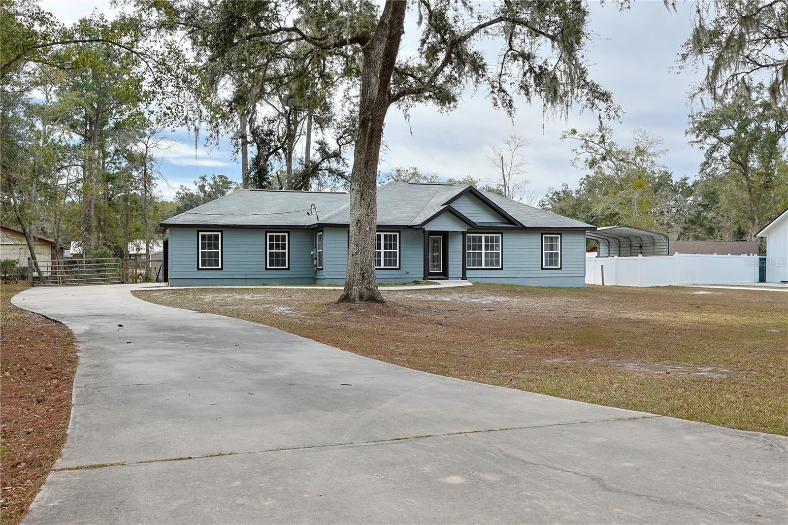 HOLLY BROOK - Residential