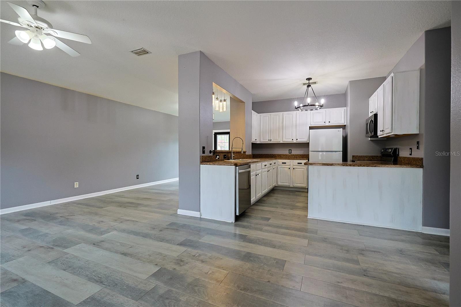 HOLLY BROOK - Residential