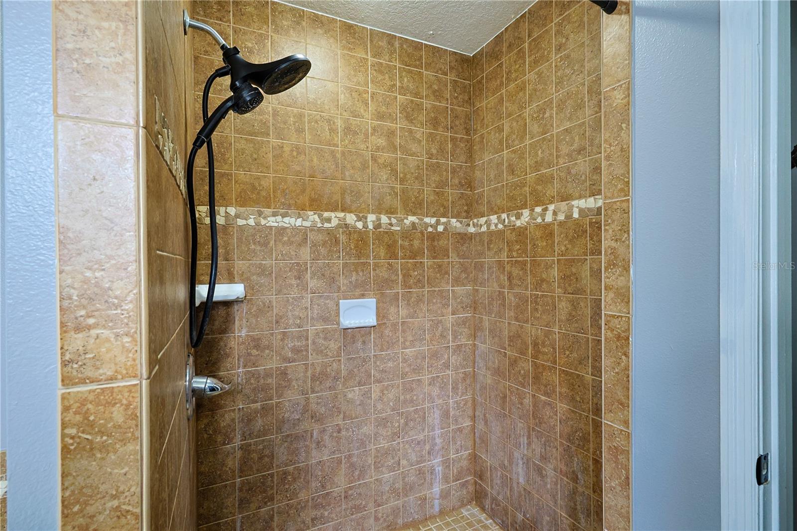 HOLLY BROOK - Residential