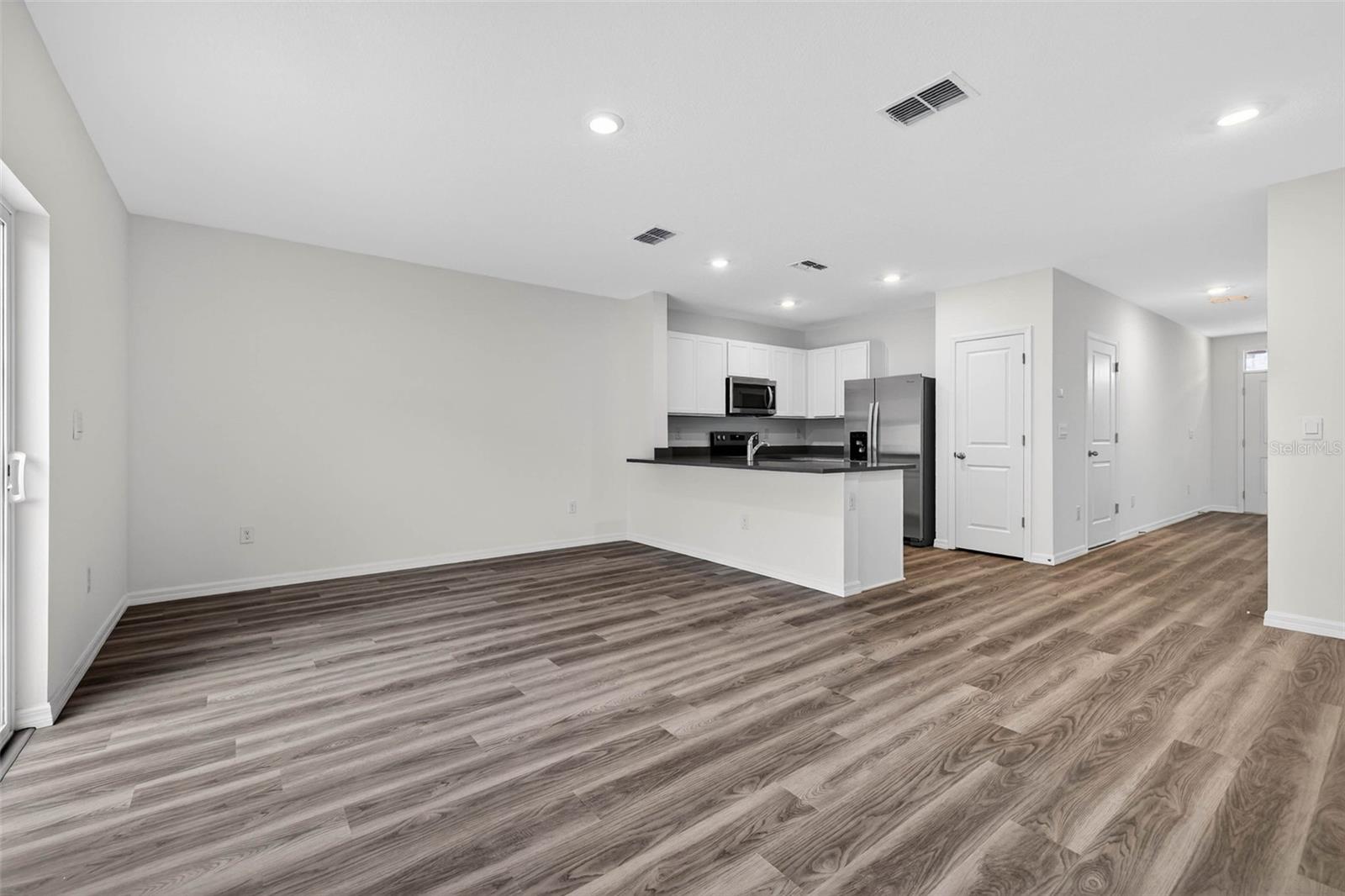 TOWNS/WOODSDALE PH 1 - Residential Lease