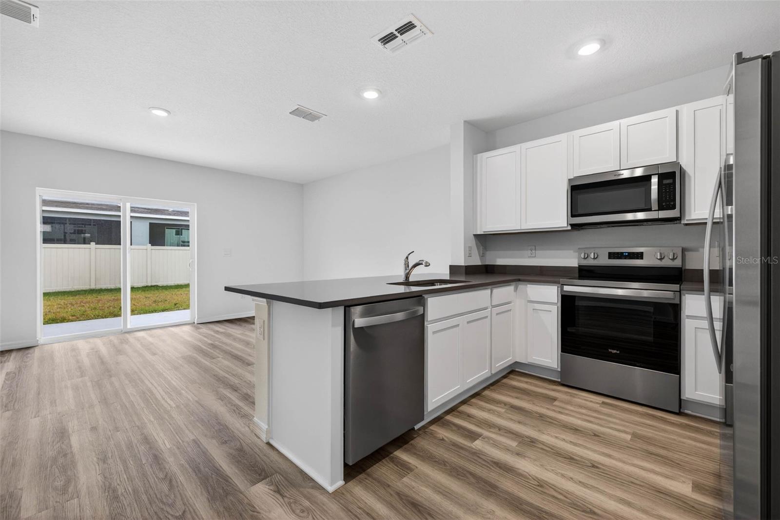 TOWNS/WOODSDALE PH 1 - Residential Lease