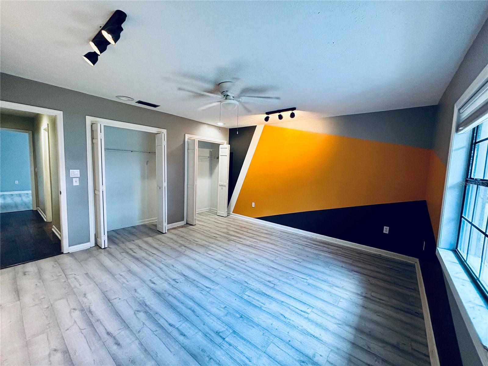 BLOOMINGDALE SEC F UNIT 1 - Residential