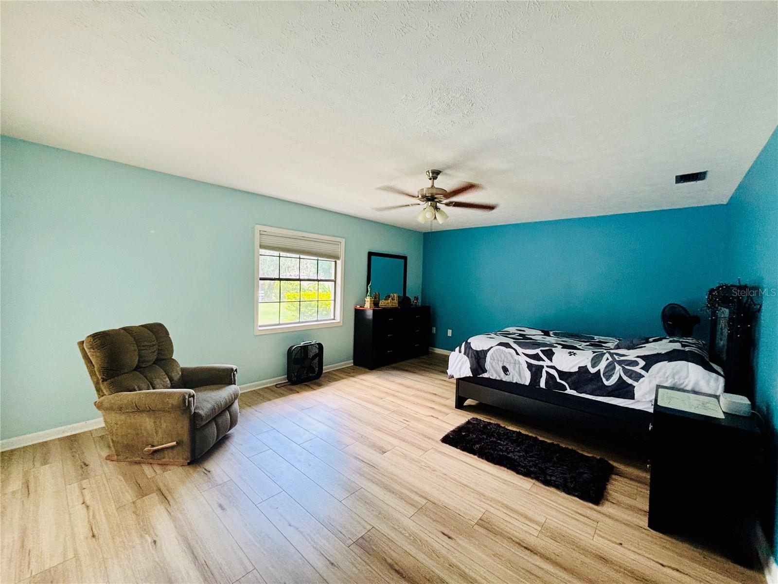 BLOOMINGDALE SEC F UNIT 1 - Residential