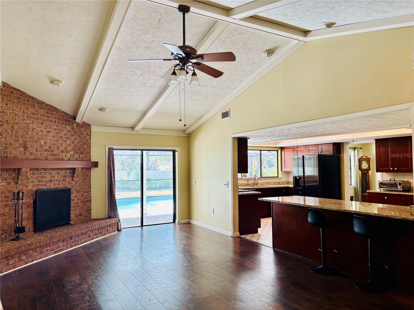 BLOOMINGDALE SEC F UNIT 1 - Residential