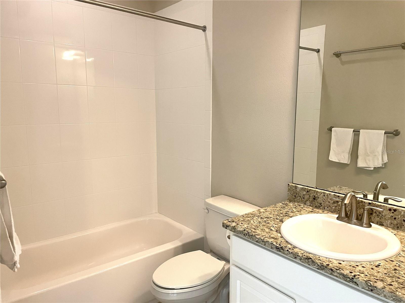 LAKESHORE RANCH PH I - Residential Lease