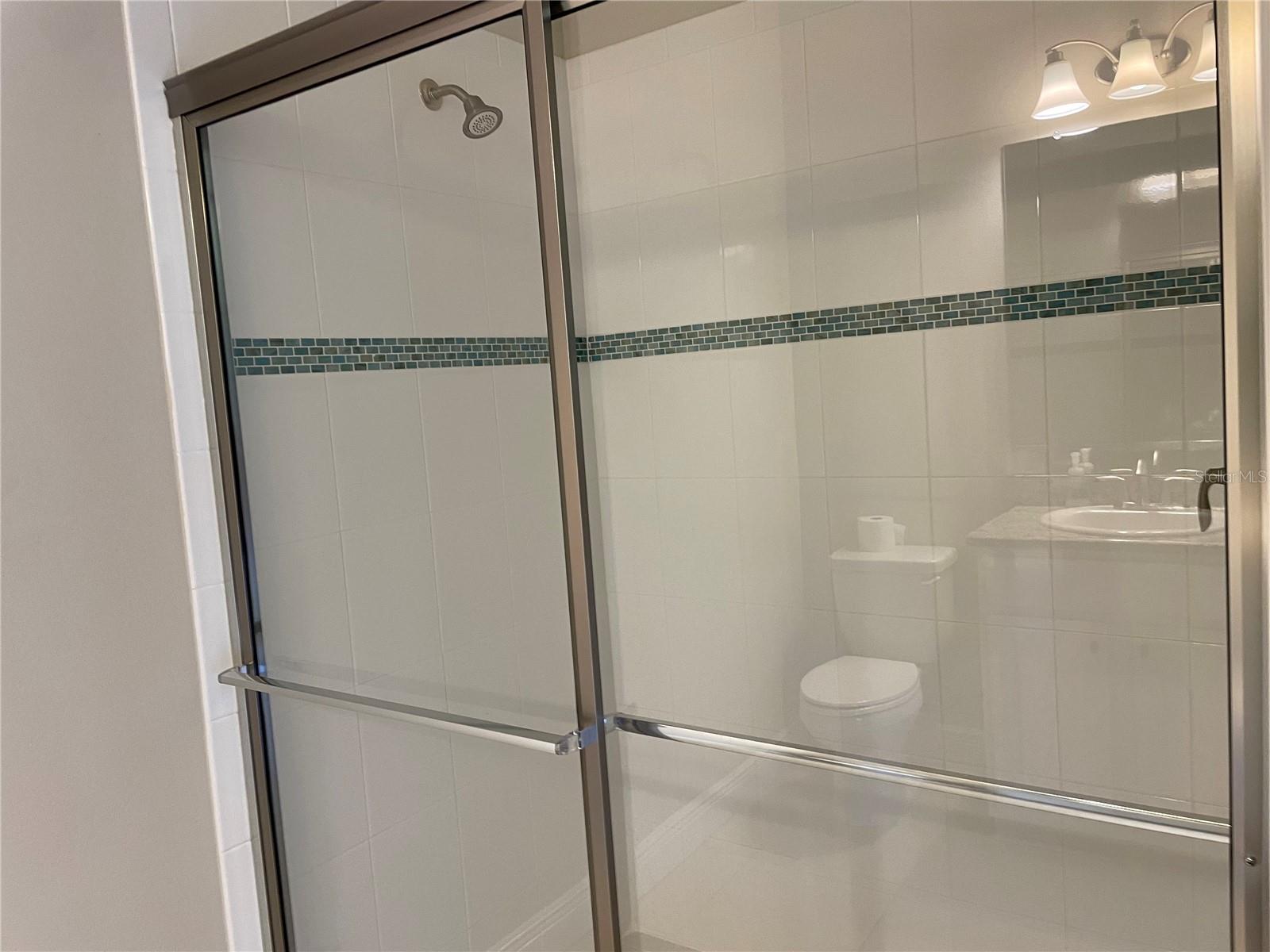 LAKESHORE RANCH PH I - Residential Lease