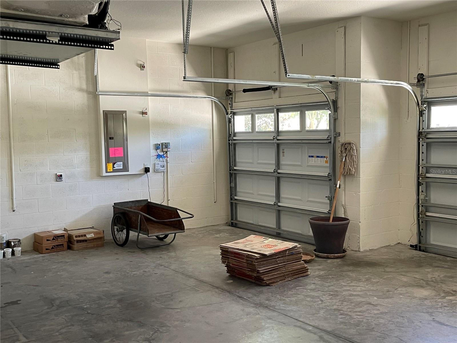 LAKESHORE RANCH PH I - Residential Lease