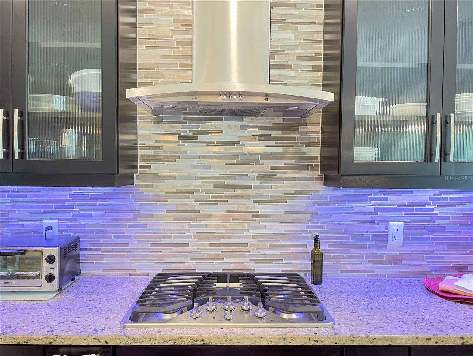 LAKESHORE RANCH PH I - Residential Lease