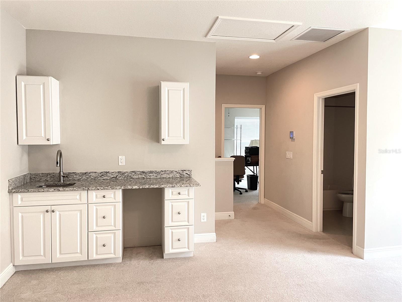 LAKESHORE RANCH PH I - Residential Lease