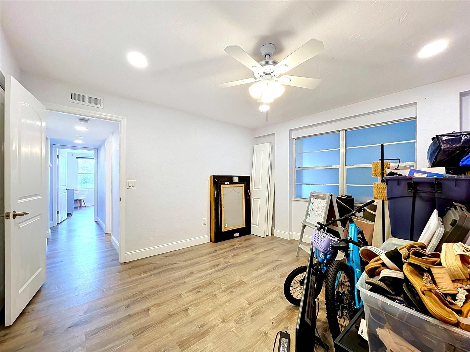 RACQUET CLUB NORTHEAST CONDO THE - Residential