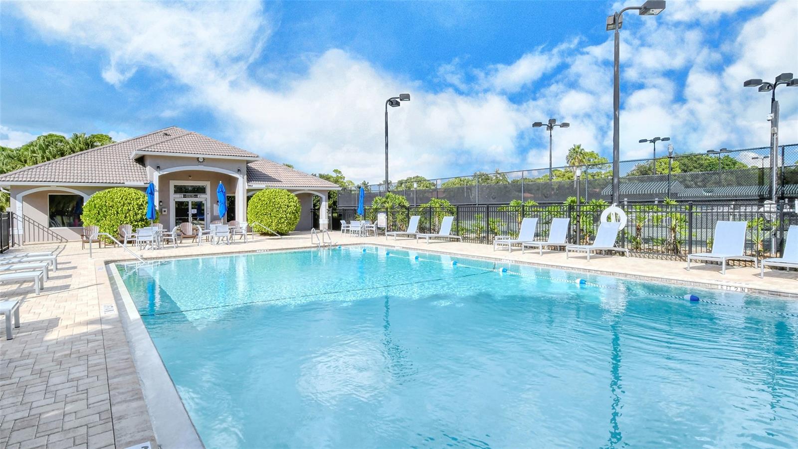 STONEYBROOK CLUBSIDE SOUTH 3 - Residential