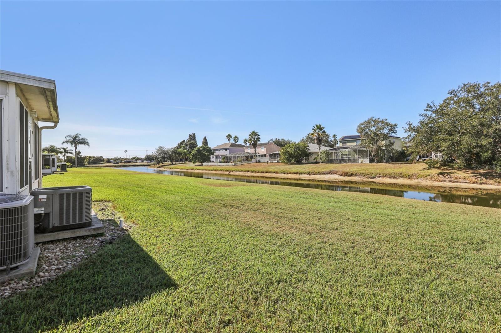 THE TWNHMS AT KENSINGTON - Residential