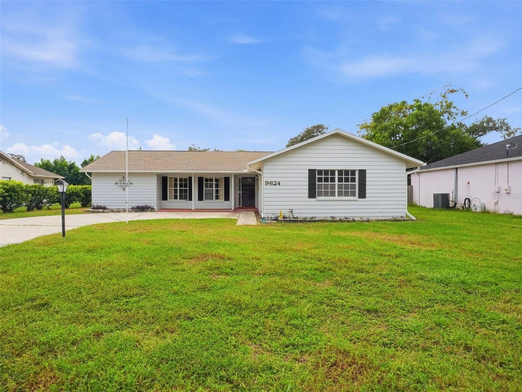 Photo of 9624 Horizon Drive, Spring Hill, FL 34608 (MLS # TB8560560)
